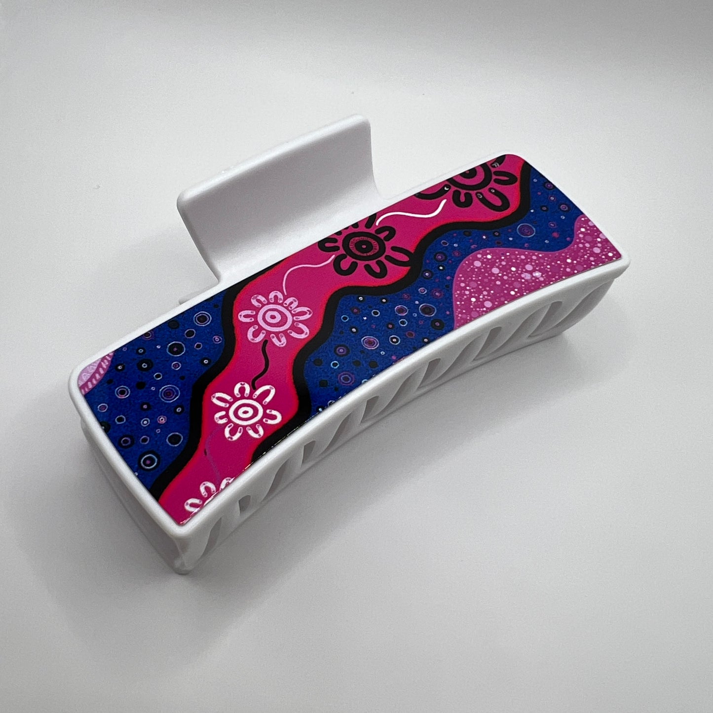 Ancestral Pathways - Winter - Claw Clip (White)